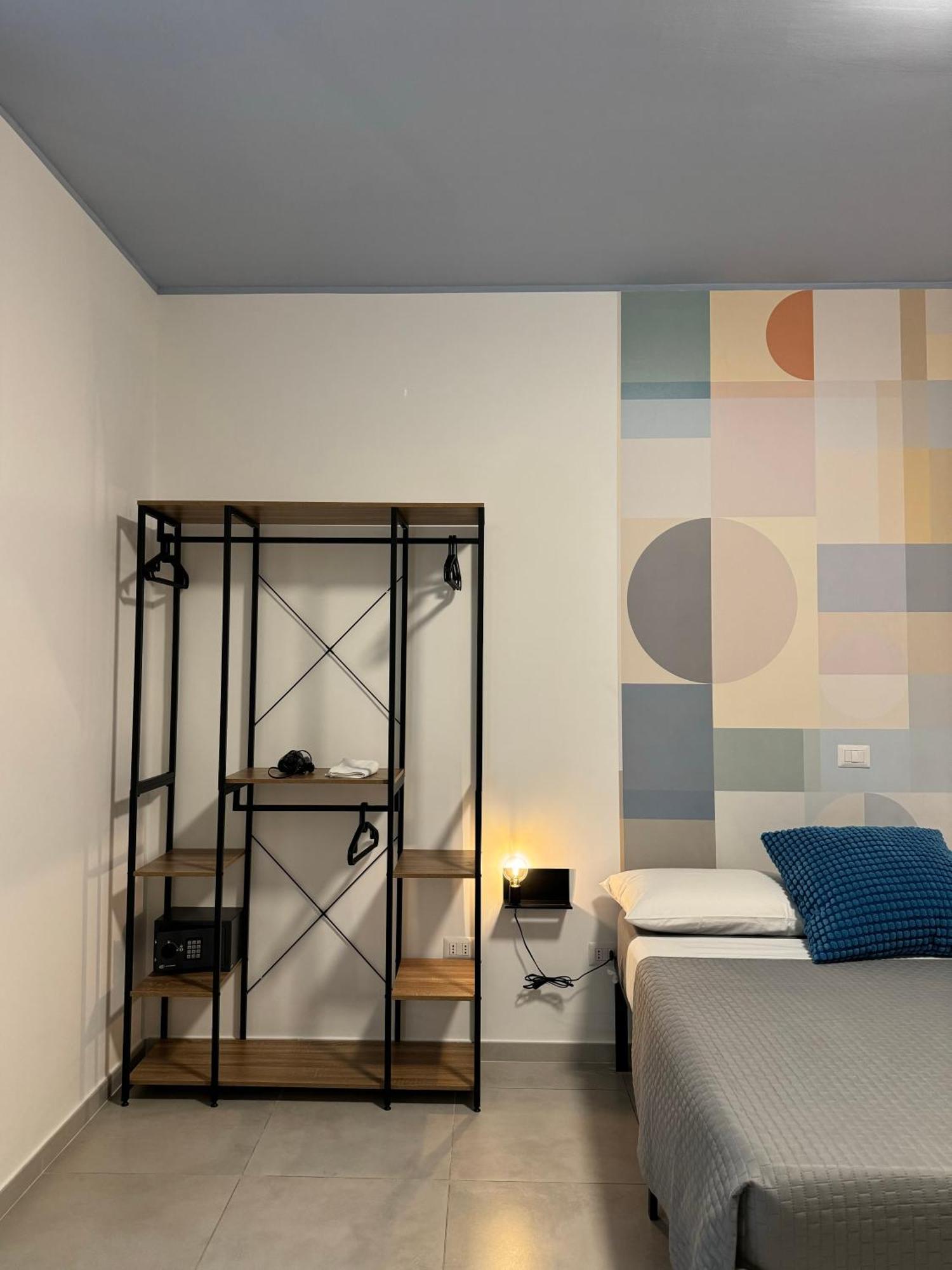 Sleep Inn Toledo - Self Check-In Napels Buitenkant foto